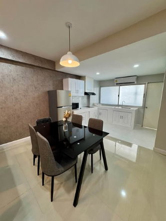 picture P-067 💢 For rent: 27,000 THB 🌵🌈 Spacious 2-bedroom unit, 72 sqm. 🔑 Siam Condominium 🌵🌈 Fully renovated throughout. - 4/7