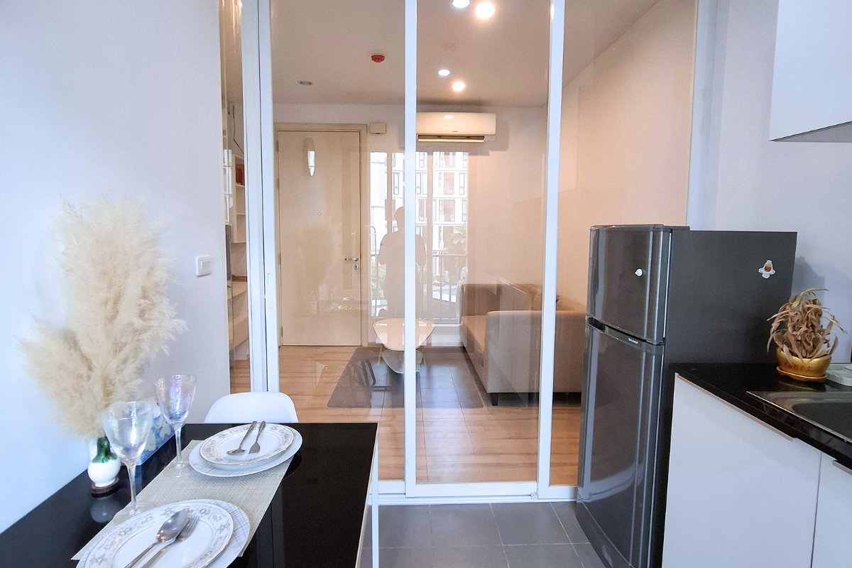 picture Comdominium - The Base Uptown Phuket  Pool View Fully Furnished - 7/12