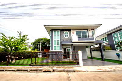 Houses for rent Hang Dong Chiang Mai : Supalai Parkville Hang Dong, a corner plot, featuring built-in furniture throughout, fully furnished interiors. (Tel/Line 088-5986998)