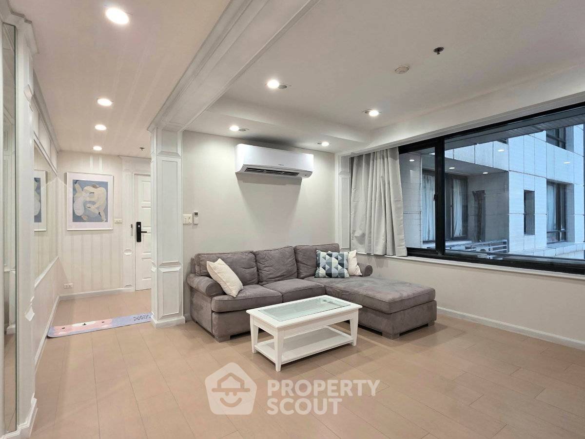 picture 2-BR Condo at Baan Piya Sathorn near MRT Si Lom (ID 3472556) - 3/5