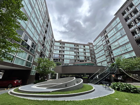 CONDO 29.56 Sq.m. Bang Phlat Bangkok for 2.2M