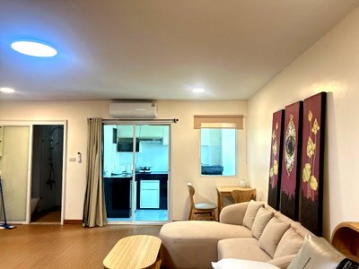 Condos for rent Chiang Mai : Night Bazaar Condotel, Newly renovated, Fully furnished with electrical appliances and ready to move in. (Tel/Line 088-5986998)