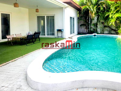 บ้านเดี่ยว บางละมุง ชลบุรี : ขาย Majestic Pool Villa พัทยา 3 ห้องนอน เข้าถึงชายหาดส่วนตัว