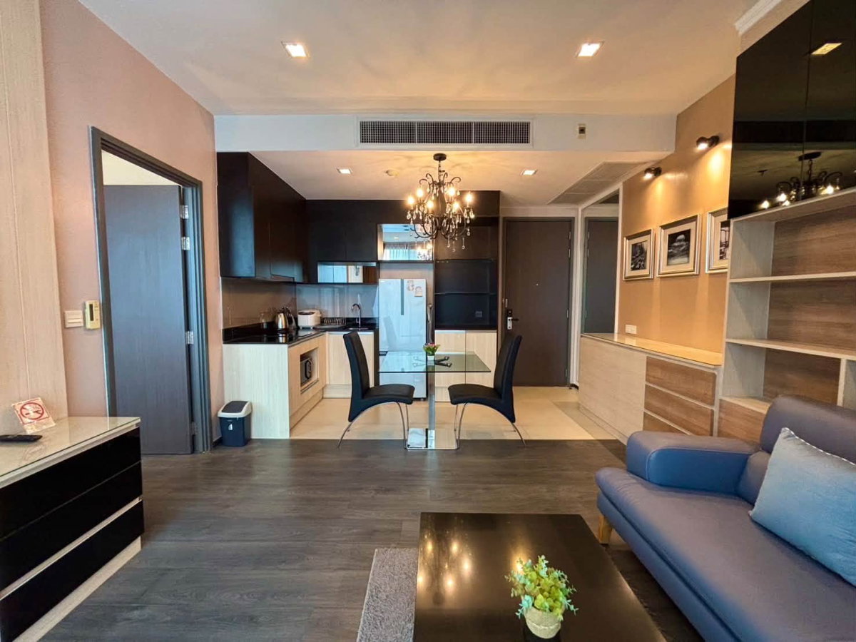 picture Edge Sukhumvit 23 – Prime Location in the Heart of the CBD | BTS Asoke - 7/23
