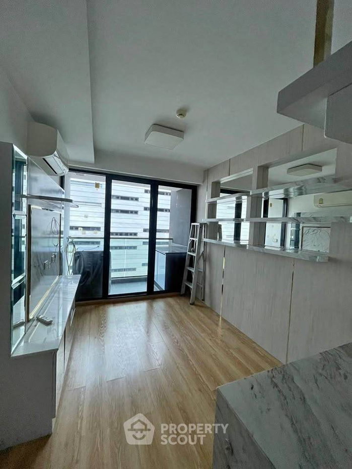picture 1-BR Condo For Rent At JRY Condominium Rama 9, Bang Kapi (ID 3467380) - 1/10