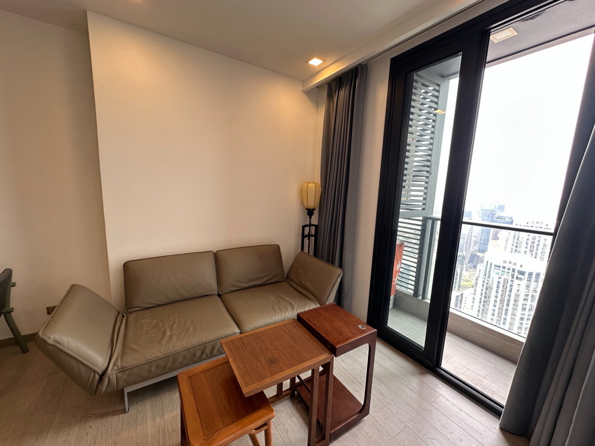 รูป Condo for rent at One 9 Five Asoke - Rama 9  1 ห้องนอน 1 ห้องน้ำ   - 36 ตร.ม.  - ชั้นสูง 52  - เฟอร์นิเจอร เครื่องใช้ไฟฟ้าครบพร้อมเข้าอยู่ - รูปที่ 1/8