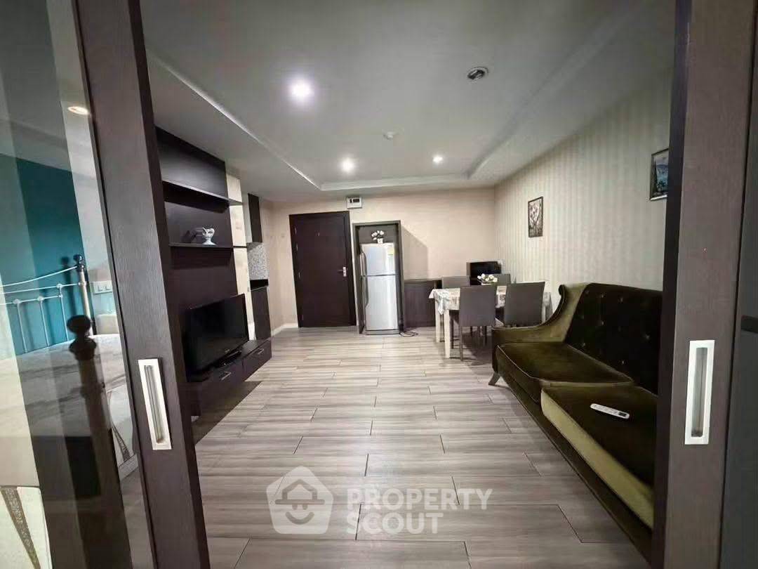 รูป คอนโด 1 ห้องนอน De Blue Resort Condominium South Pattaya ย่านนาเกลือ (ID 3471577) - รูปที่ 8/9