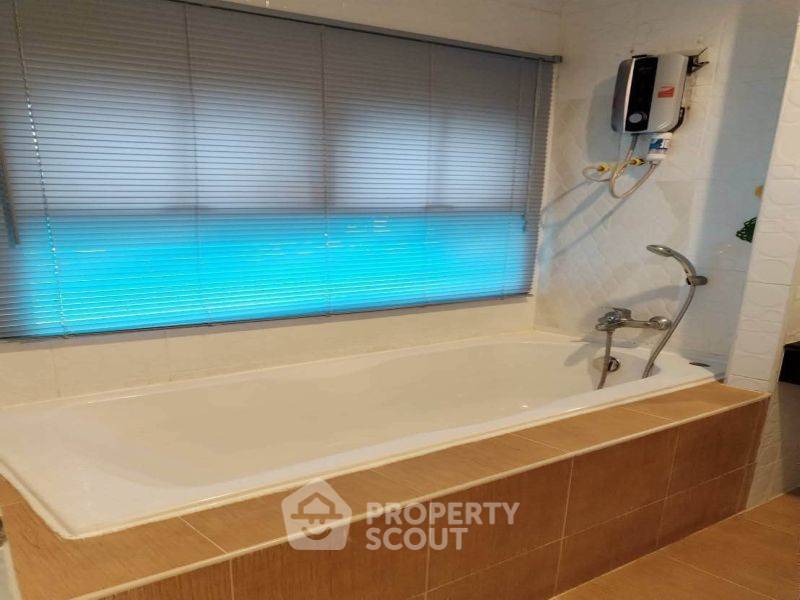 picture 3-BR House For Rent At Smart Home 2, Surasak Si Racha (ID 3469404) - 15/15