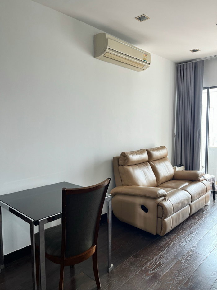 picture Shock price for rent at Ideo Q phayathai - 1/18