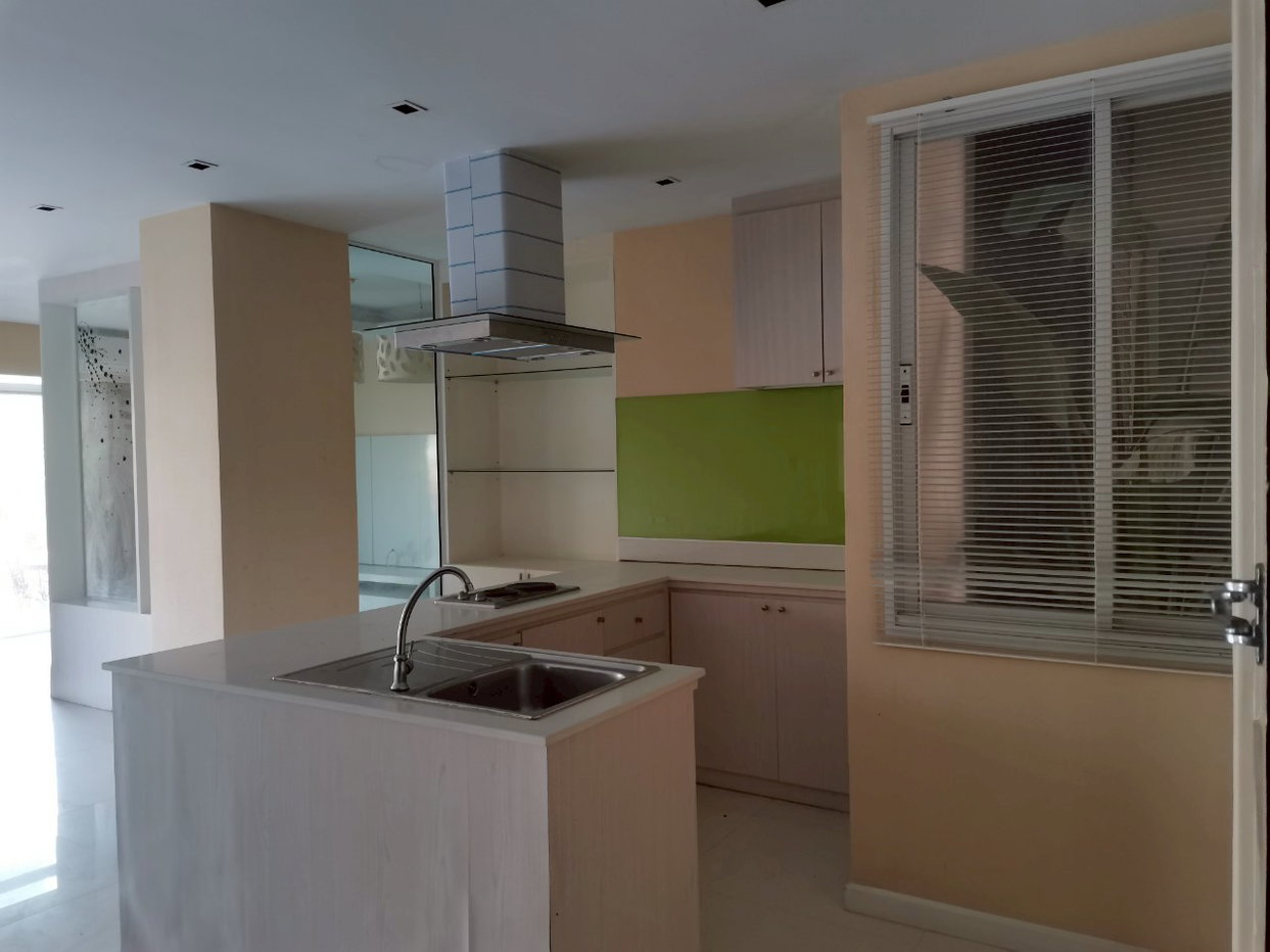 picture CONDO 159.65 Sq.m. Hua Hin Prachaubkirikhan for 11.8M - 8/15