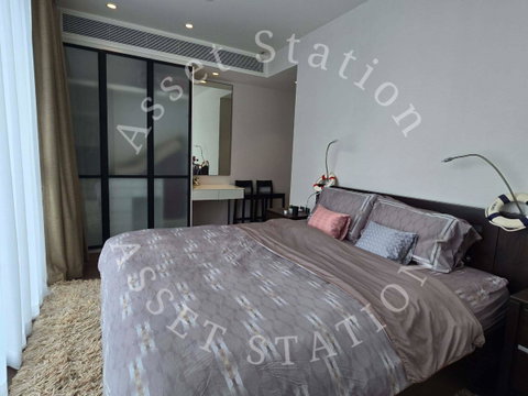 MUNIQ Sukhumvit 23 |🚄 Near BTS Asok and Terminal 21