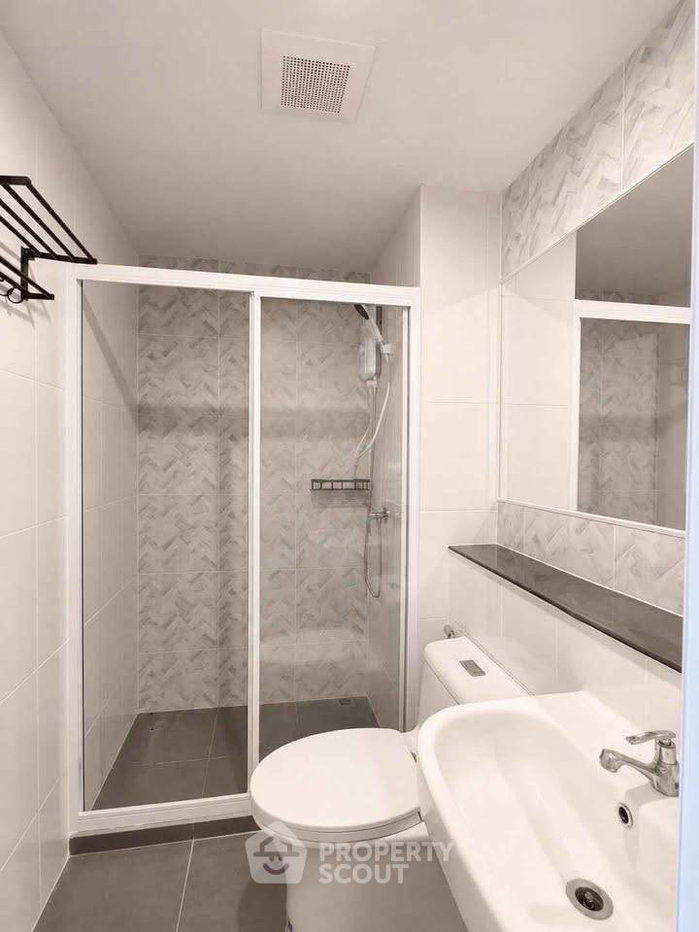picture 2-BR Condo at Regent Home Bangna near BTS Bang Na (ID 3467982) - 22/23