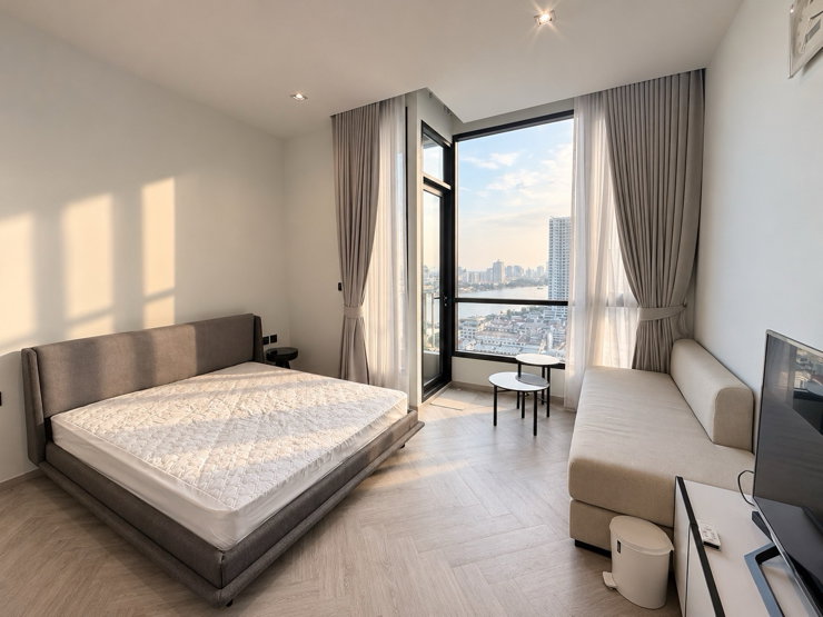 CHAPTER CHAROENNAKHON RIVERSIDE | สตูดิโอ ชั้น 16 วิวแม่น้ำเจ้าพระยา | 17,000 บาท/เดือน