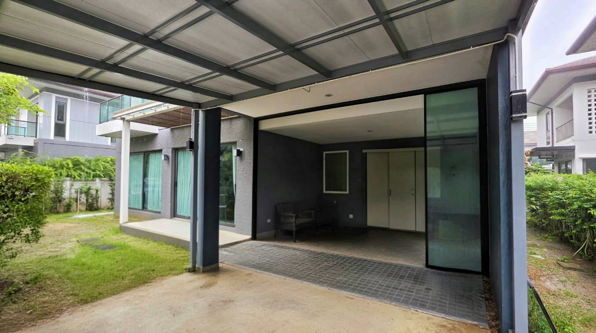 รูป 98579 - ขายบ้านกลางสวนเขียวชอุ่มสุดร่มรื่นของสนามกอล์ฟ ริเวอร์เดล ปทุมธานี - รูปที่ 3/12