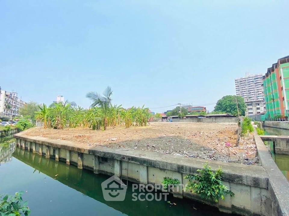 picture Land For Rent Near MRT Sutthisan 60m In Ratchadaphisek (ID 3466769) - 4/7