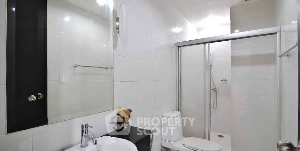 picture 200m From BTS Asoke | 2-BR Citi Smart Sukhumvit 18 (ID 3467336) - 13/14