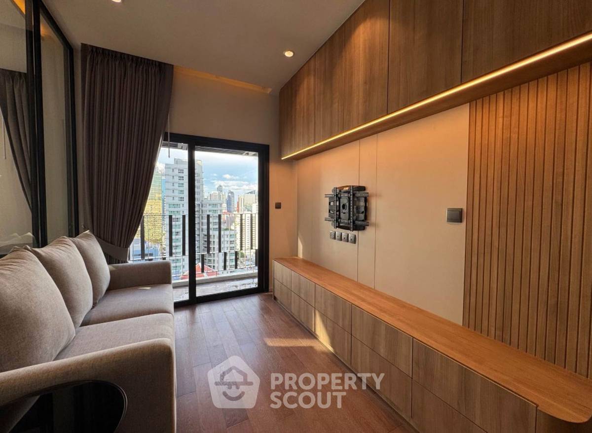 picture 1-BR Condo at Muniq Sukhumvit 23 near MRT Sukhumvit (ID 2366405) - 2/12