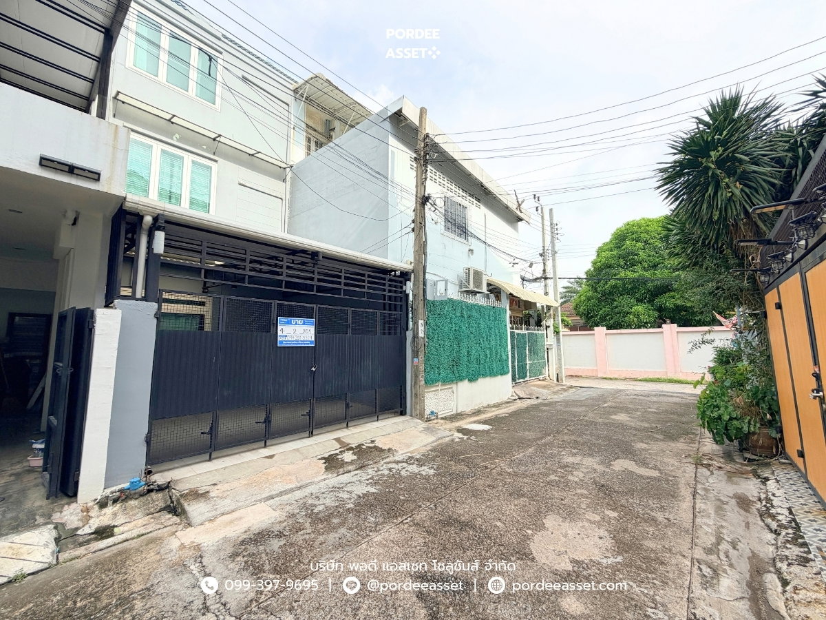 รูป ทาวน์เฮ้าส์ 3 ชั้น ประชาราษฎร์บำเพ็ญ 26 แยก 8 เดินทางสะดวกทั้งรัชดา-ลาดพร้าว สภาพสวยพร้อมอยู่ - รูปที่ 16/17