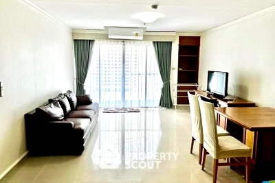 Condos for sale : 60m From BTS Saint Louis | 1-BR Silom Suite Condominium (ID 3384366)