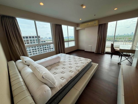 ✨ Ultra-Luxury Riverfront Penthouse (255 Sqm)! 3BR/4BA + Maid's Room @Supalai Prima Riva ✨