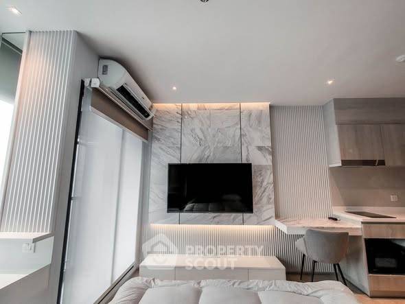 picture 27th-Floor 1-BR Condo At Life One Wireless Near BTS Phloen Chit (ID 3469025) - 1/4