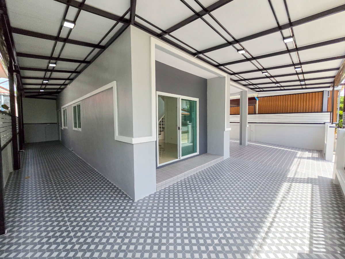 รูป บ้านแฝด ตกแต่งรีโนเวทใหม่ หลังใหญ่ หมู่บ้านบุรีรมย์ ซอยคู้บอน41 แขวงบางชัน เขตคลองสามวา - รูปที่ 4/20