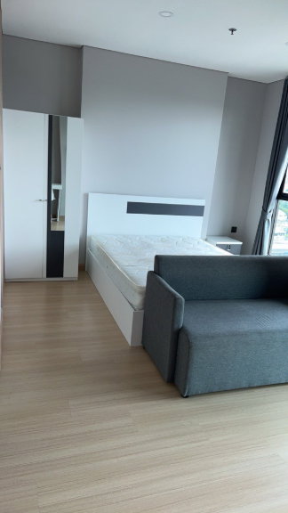 picture Condo for rent at Lumpini Park Phahon 32 (studio unit), 12A floor. Located near BTS Ratchayothin and Major Ratchayothin. - 6/7