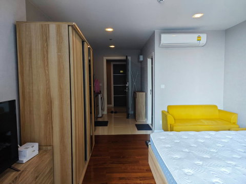 🔥💥 Condo for rent – ​​under 10,000 THB! Only 9,980 THB/month 💥🔥  🏙️ THE METROPOLIS SAMRONG