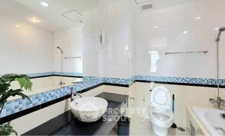 picture 2-BR Condo at Citi Smart Sukhumvit 18 near BTS Asok (ID 3467308) - 15/19