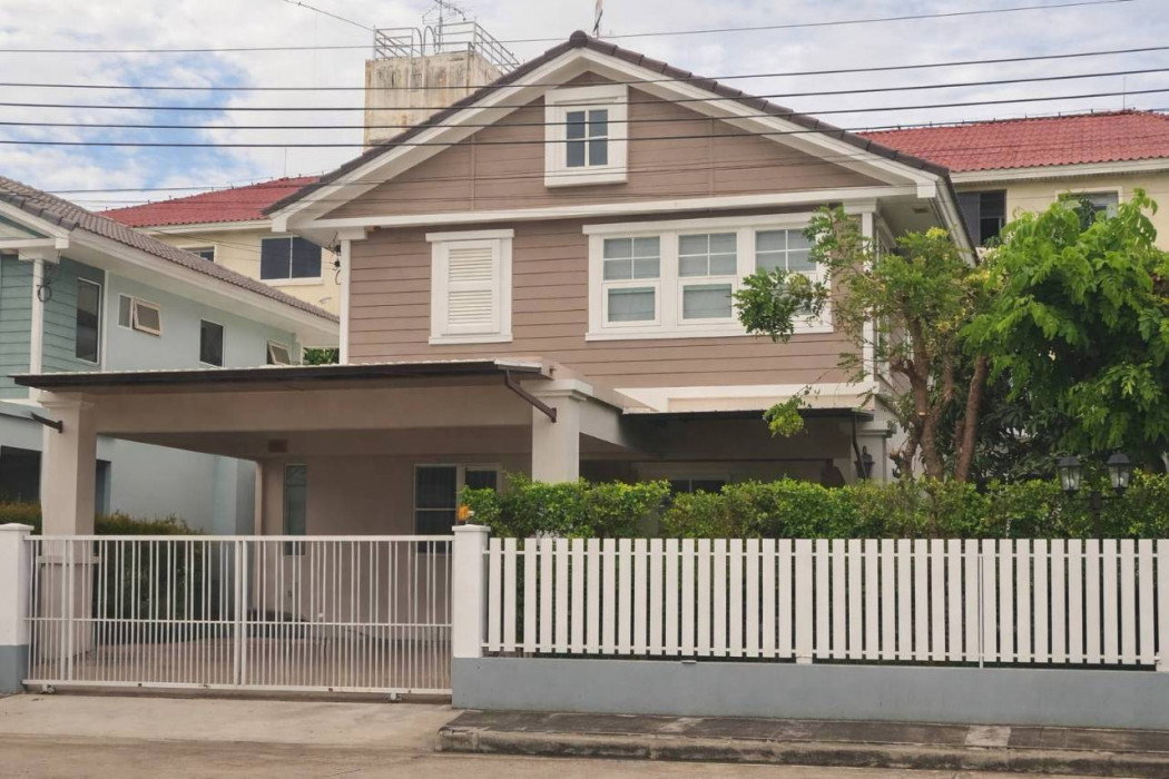 ขายบ้านเดี่ยว ม.พฤกษ์ลดา Land&House พร้อมอยู่ ในงบไม่ถึง 4 ล้าน หมู่บ้านพฤกษ์ลดา ประชาอุทิศ 90