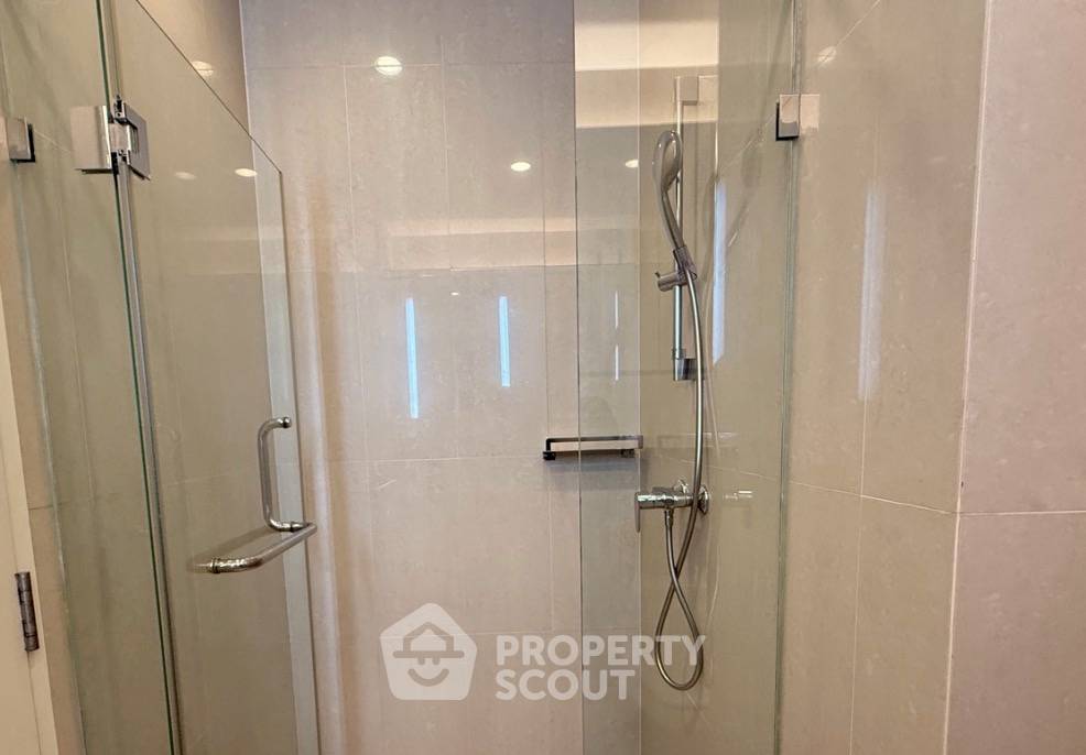picture 3-BR Condo at Q Langsuan near BTS Ratchadamri (ID 3469428) - 3/10