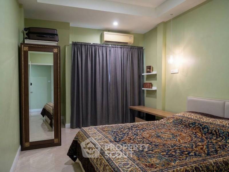 รูป ทาวน์เฮ้าส์ 2-ห้องนอน ใกล้ เมืองหัวหิน (ID 3462247) - รูปที่ 6/7