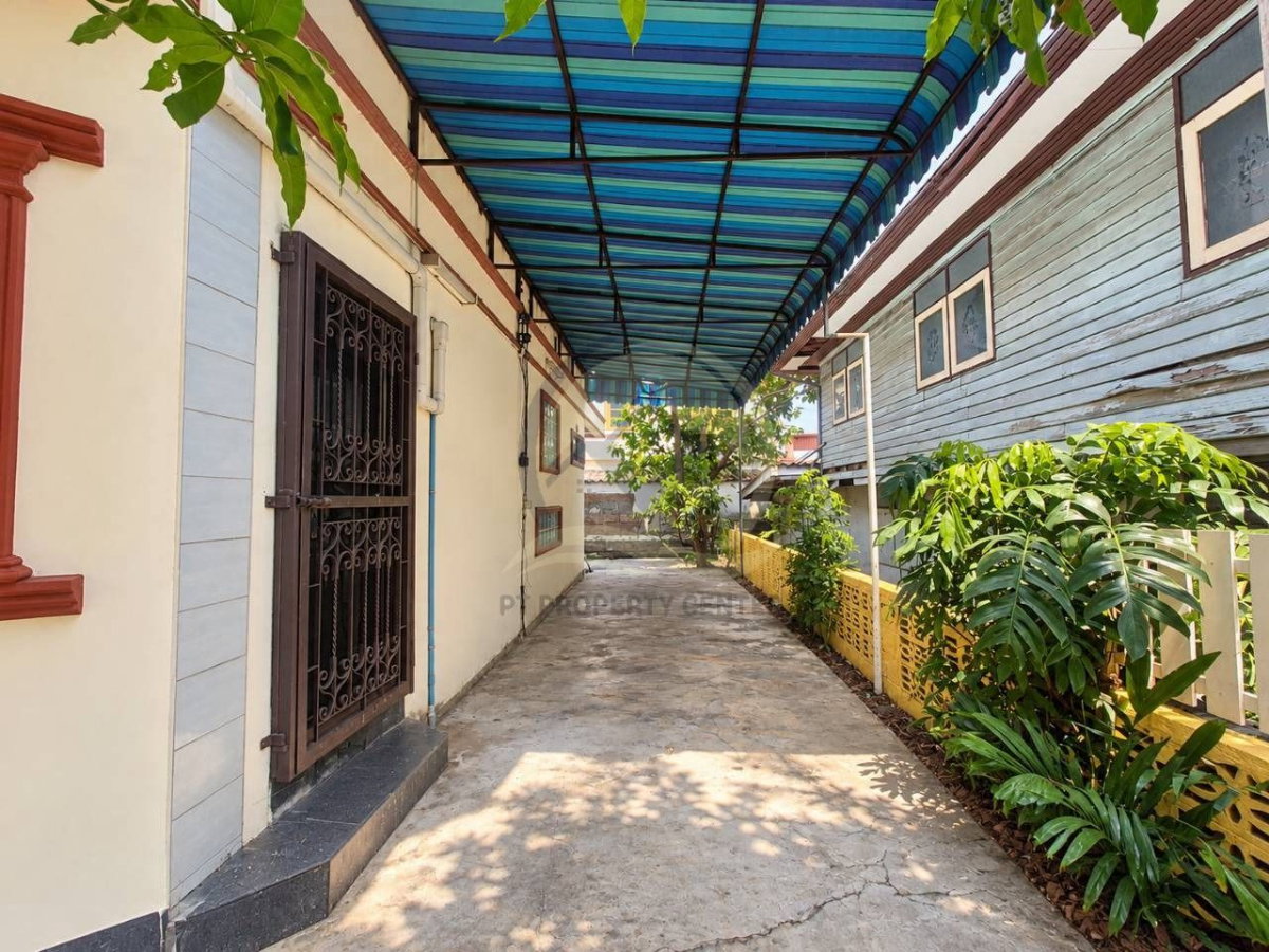 รูป บ้านเดี่ยว 2 ชั้น สร้างเอง ซอยลำลูกกา 33 บ้านเดี่ยว 2 ชั้นใกล้รถไฟฟ้า หน้าบ้านไม่ชนใคร ได้ความเป็นส่วนตัวสูง ลมพัดผ่านดี ไม่แออัด - รูปที่ 21/23