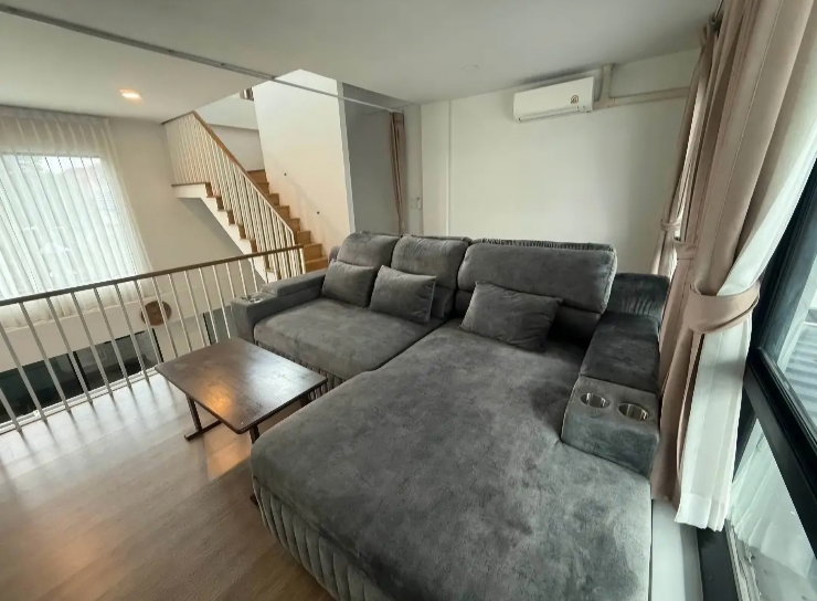 รูป 🏡 ให้เช่าทาวน์โฮมหรู 3.5 ชั้น Maison 168 ลาดพร้าว 101 (K289)
💰 35,000 บาท/เดือน - รูปที่ 4/30