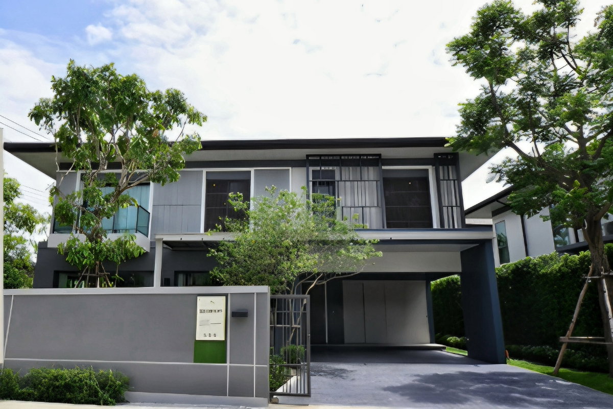 รูป 98579 - ขายบ้านกลางสวนเขียวชอุ่มสุดร่มรื่นของสนามกอล์ฟ ริเวอร์เดล ปทุมธานี - รูปที่ 1/12