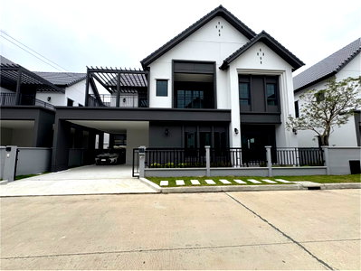 Houses for rent Mega Bangna : Centro                         Bangna 