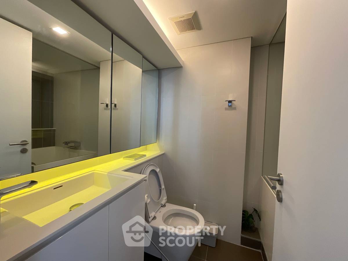 picture 21st-Floor 2-BR Siamese Sukhumvit 48 For Sale Near BTS On Nut (ID 1410801) - 12/25