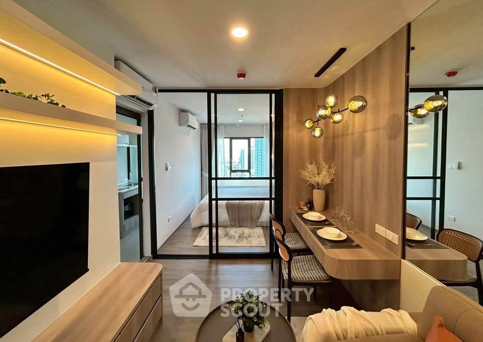 picture 1-BR Condo at Regent Home Wutthakat near BTS Wutthakat (ID 3467199) - 2/7