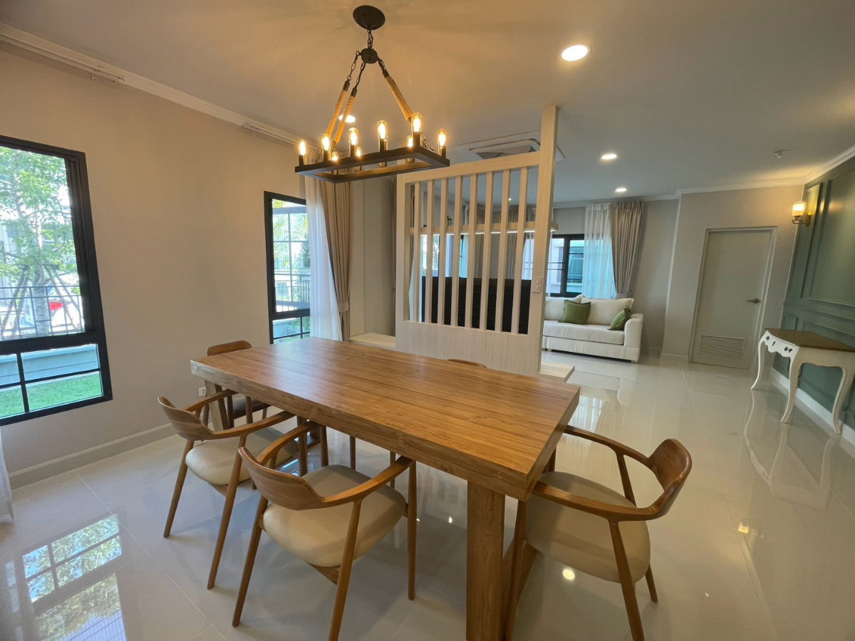 รูป ให้เช่า บ้านเดี่ยว CENTRO Bangna | 4 ห้องนอน 5 ห้องน้ำ | 268 ตร.ม. | ติดสนามกอล์ฟเมืองแก้ว | ใกล้ Mega Bangna - รูปที่ 9/20