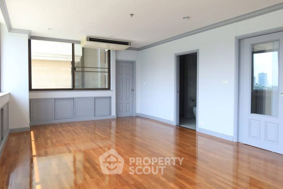 picture 3-BR Condo at Ruamsuk Condominium near BTS Thong Lor (ID 3470475) - 8/8