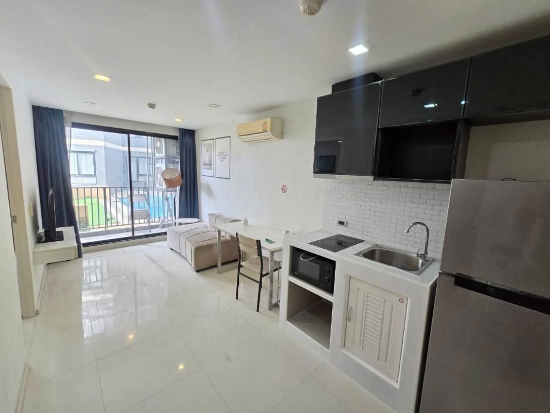 picture Urban Attitude-Pool Access-1bed 1bath-Foreign Ownership - 2/6
