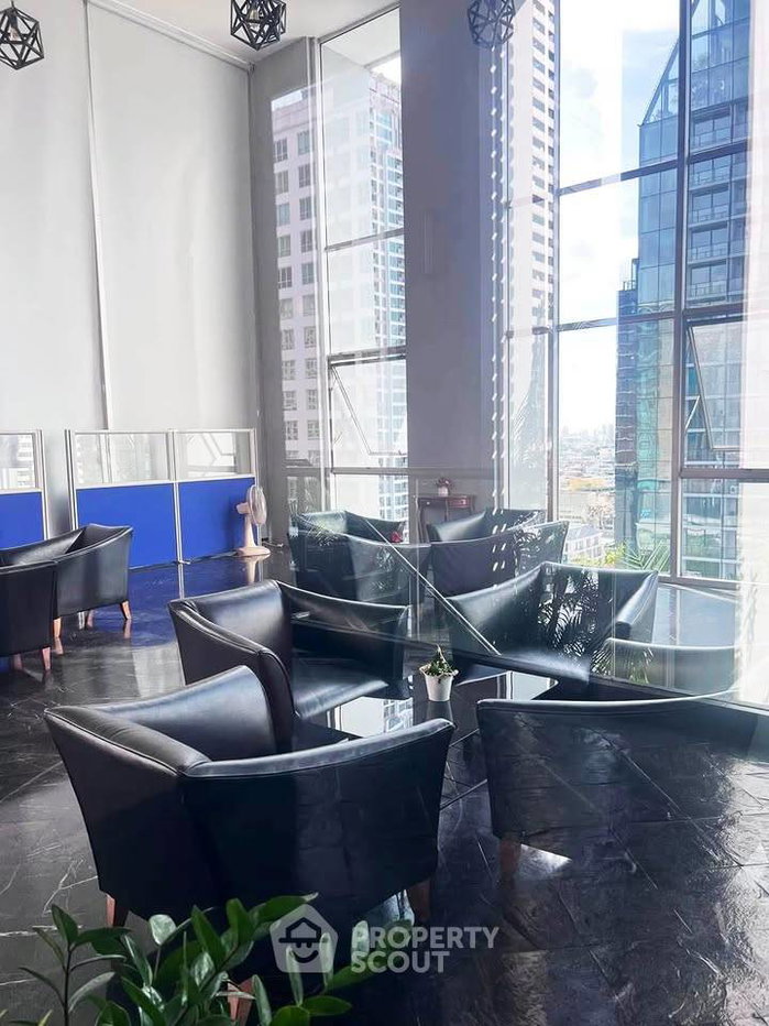 รูป ห่าง BTS เซนต์หลุยส์ 60 ม. | 1 ห้องนอน Silom Suite Condominium (ID 3384366) - รูปที่ 12/12