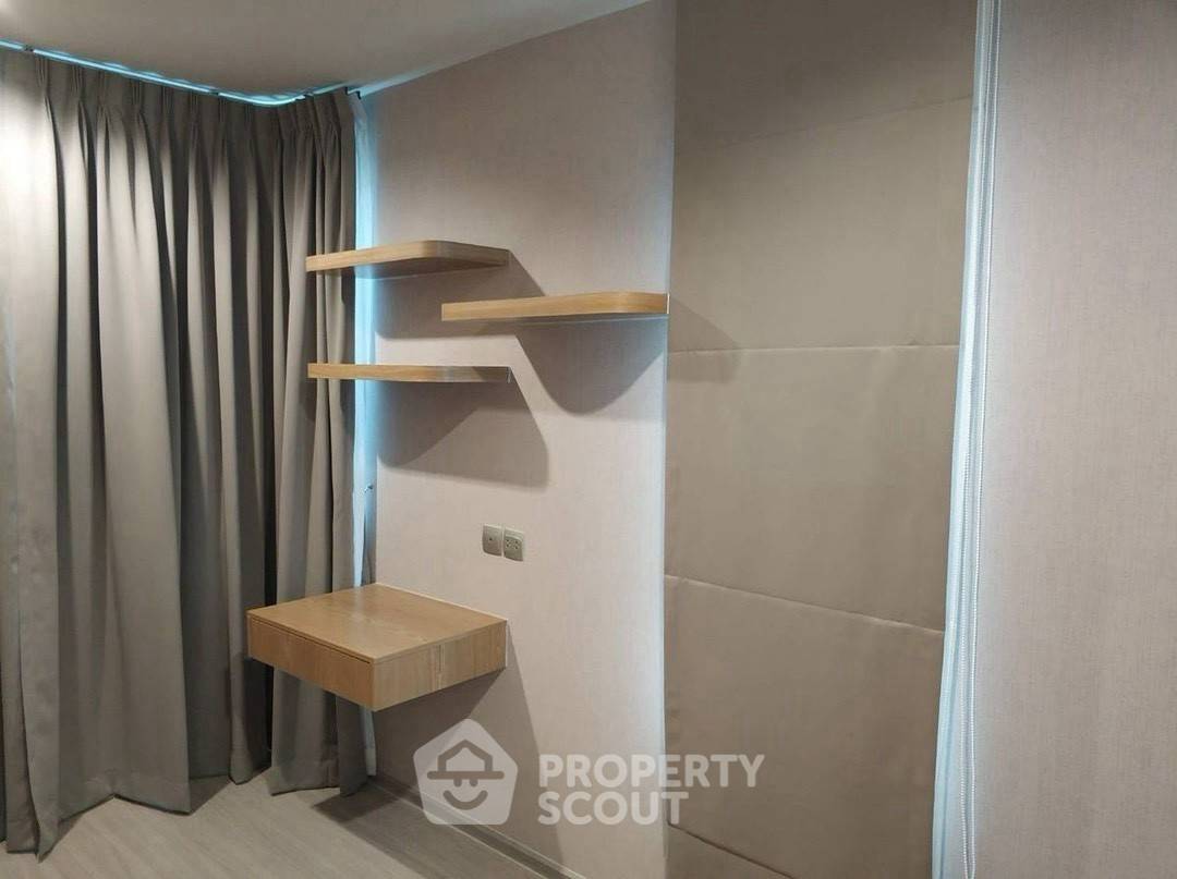 picture 2-BR Condo at Life Ladprao near BTS Ha Yaek Lat Phrao (ID 2090374) - 2/9