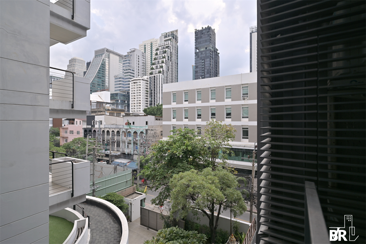 picture Rende Sukhumvit 23 near BTS Asok Special Unit, Quality Guaranteed by Top Brands - 1/10