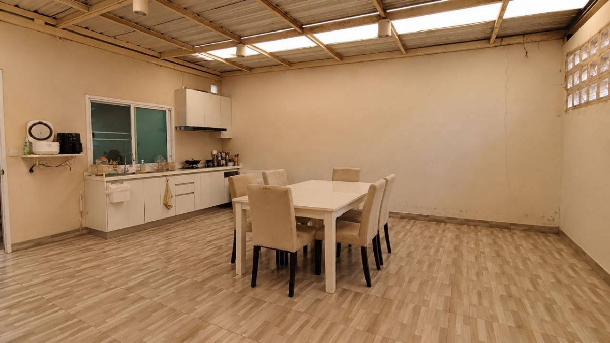 รูป ขายทาวน์โฮม 3 ชั้น ซอยแก้วเงินทอง (จรัญฯ 35 - ตลิ่งชัน) - รูปที่ 4/11