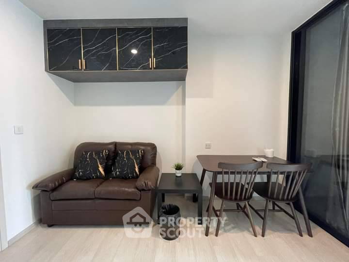 picture 2-BR Condo at Life Asoke near ARL Makkasan (ID 1433845) - 1/12