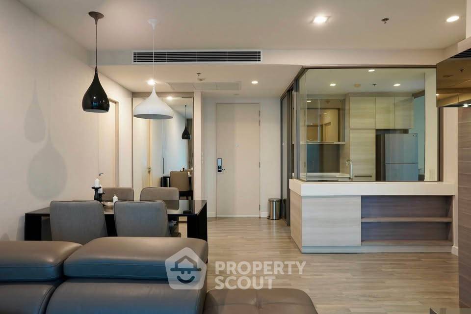 picture 70m To BTS Wong Wian Yai | 2-BR 16th-Floor At The Room (ID 3468201) - 8/18