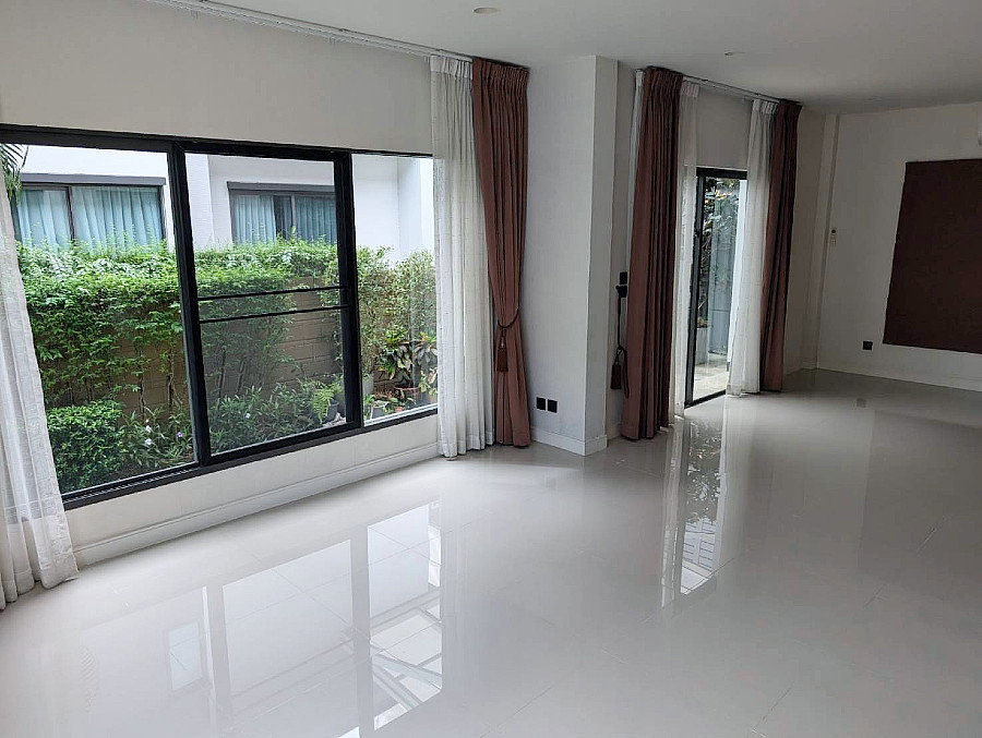picture Setthasiri Krungthep Kreetha | Modern 3 Bed House walk to Brighton College - 4/23