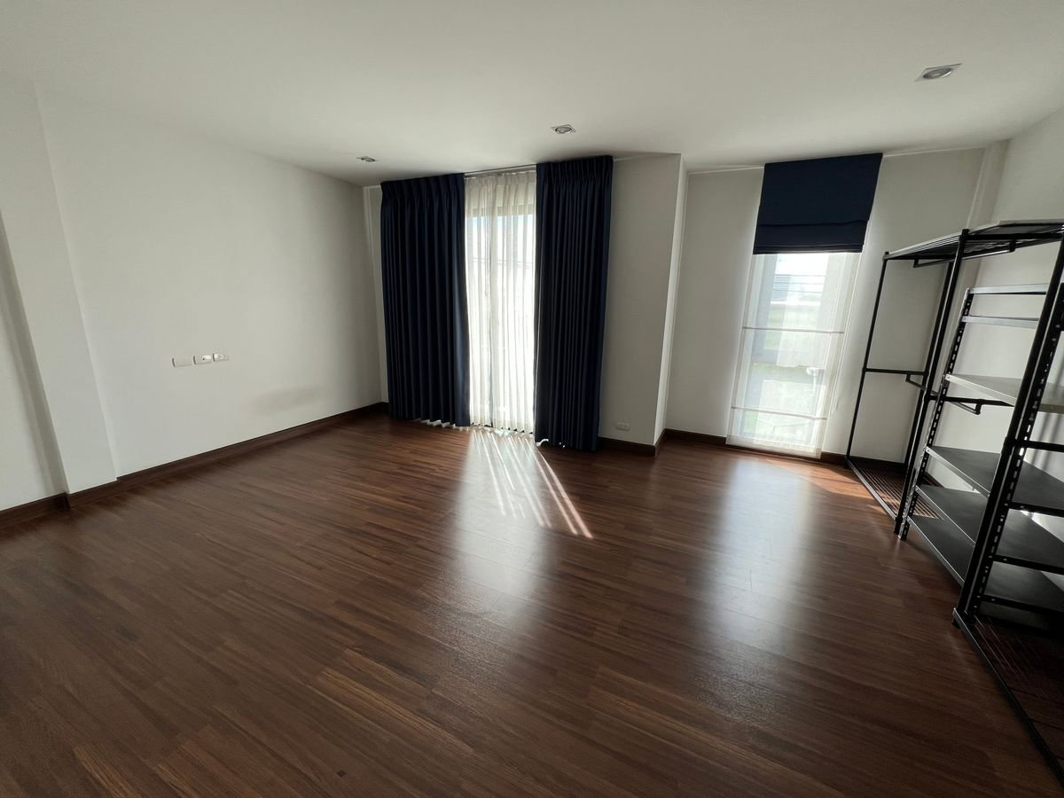 รูป 🏢✨ ให้เช่าโฮมออฟฟิศ 3 ชั้น | Chayada @ Work บางนา–ศรีนครินทร์ - รูปที่ 4/14