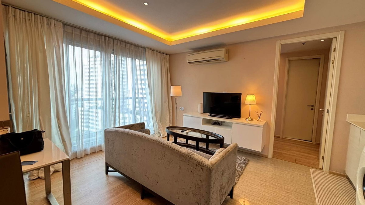 picture BTS Phrom Phong 500 m. H condo sukhumvit 43 ( Rental ) Price 35,000 Baht - 1/4